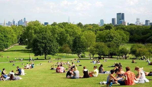 A Guide to the Best Picnic Spots in London