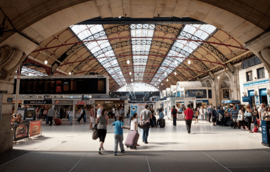 Taxi Transfer From Gatwick Airport To Victoria Station