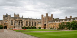 Why Chauffeur Services Are the Best Option for Day Trips from London to Cambridge